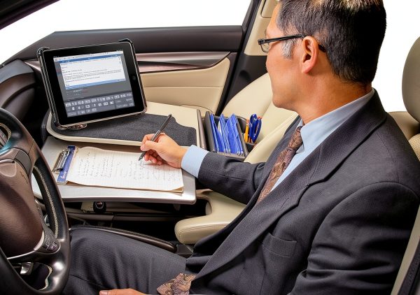 AutoExec Desk with Grip Surface and Pullout Tablet Mount AUE10004-2